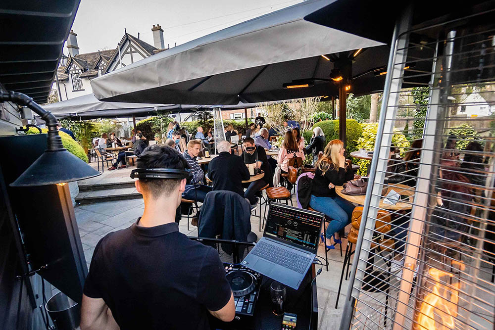 Outdoor Dining Cheshire